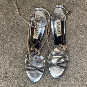 Badgley Mischka sliver high heels